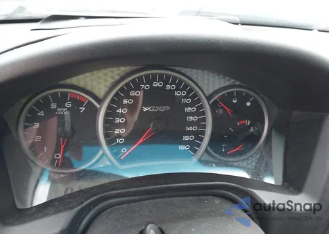 2006 Pontiac Grand Prix Gxp z USA, uszkodzony, nr VIN 2G2WC55C461226559